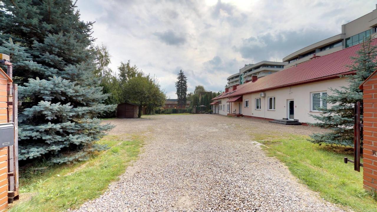 Noclegi Czarna Perla Krasków Eksteriør bilde
